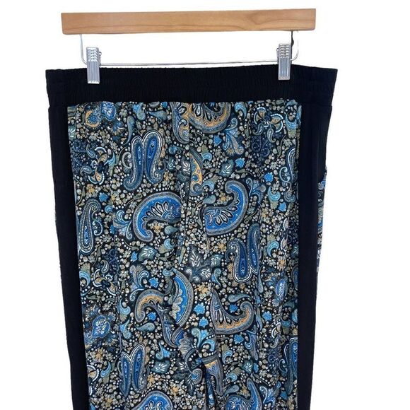 Lightweight Paisley Pants - Picture 6 of 7